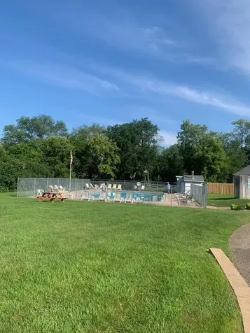 1491 Woodview Avenue E Saint Paul MN 55122