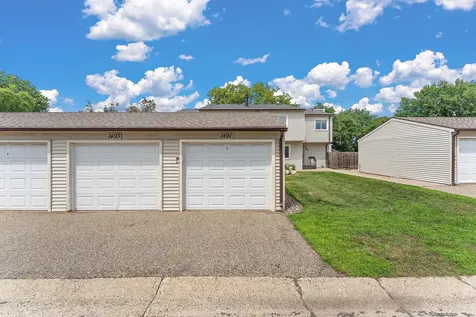 1491 Woodview Avenue E Saint Paul MN 55122