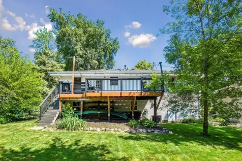 12605 25th Avenue N Plymouth MN 55441