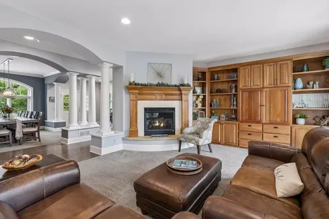 21670 Monterey Avenue Lakeville MN 55044