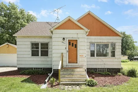 307 Lyndale Avenue N New Prague MN 56071