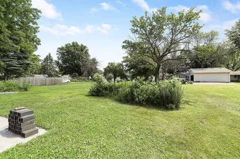 307 Lyndale Avenue N New Prague MN 56071