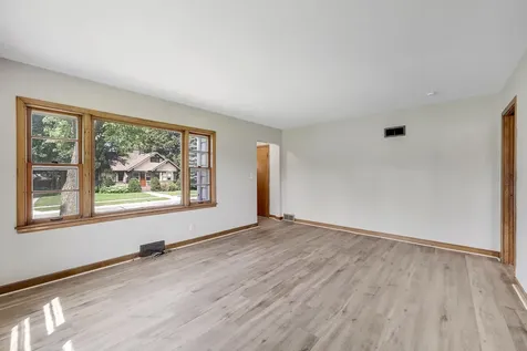 307 Lyndale Avenue N New Prague MN 56071