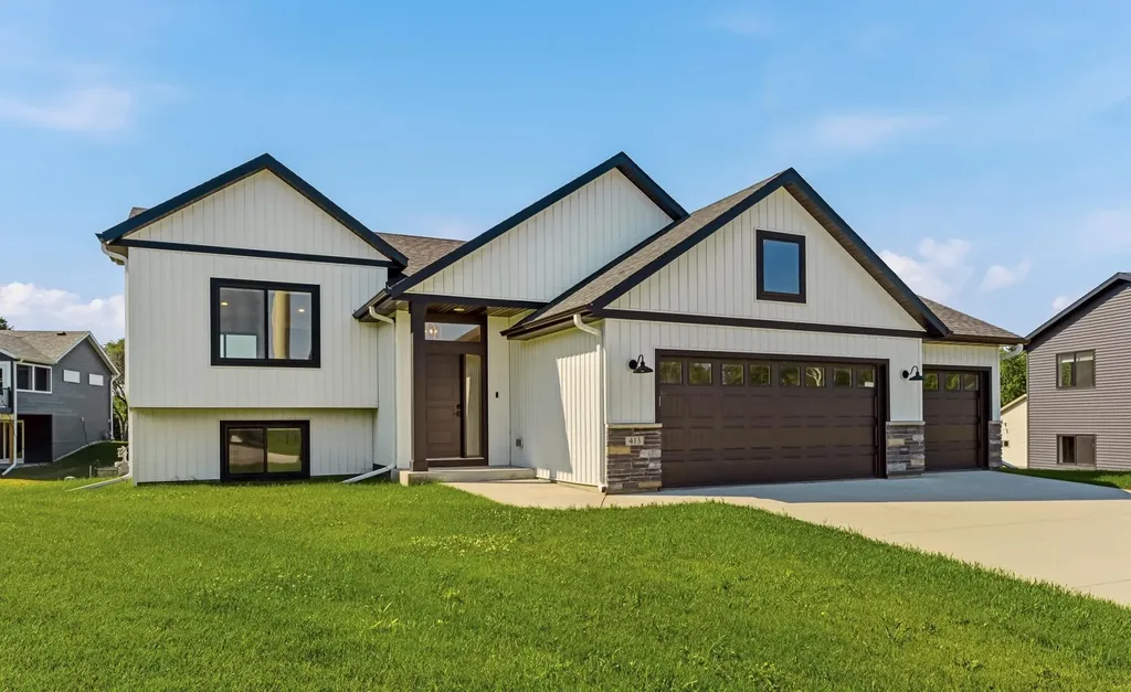 413 10th Street W Mantorville MN 55955