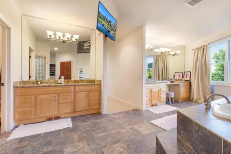 1886 Sandbar Circle Waconia MN 55387