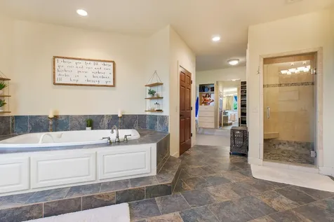 1886 Sandbar Circle Waconia MN 55387