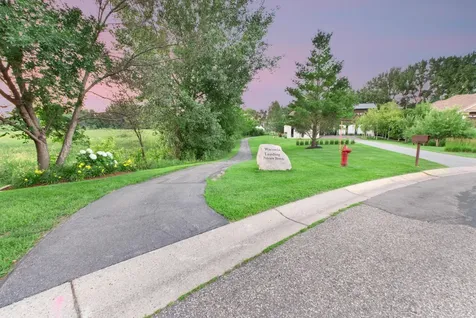 1886 Sandbar Circle Waconia MN 55387