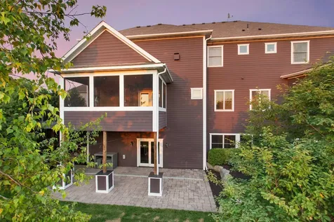 1886 Sandbar Circle Waconia MN 55387
