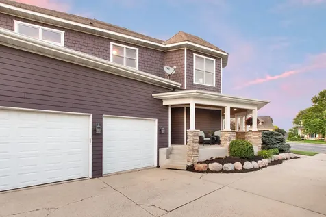 1886 Sandbar Circle Waconia MN 55387