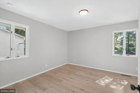 2265 Lamplight Drive Woodbury MN 55125