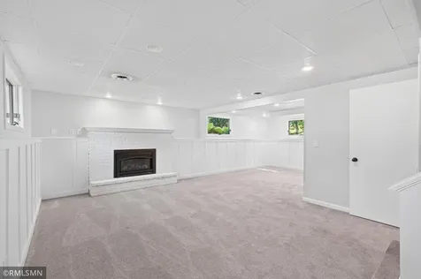 2265 Lamplight Drive Woodbury MN 55125