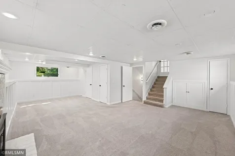 2265 Lamplight Drive Woodbury MN 55125