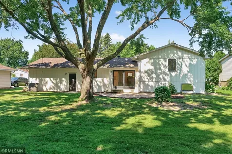 2265 Lamplight Drive Woodbury MN 55125