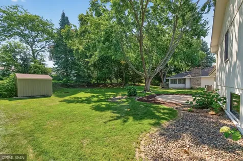 2265 Lamplight Drive Woodbury MN 55125