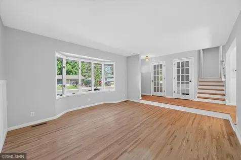 2265 Lamplight Drive Woodbury MN 55125
