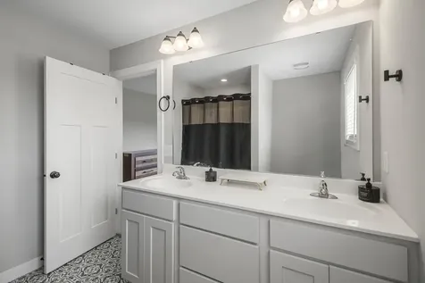 1114 Susan Lane Roberts WI 54023