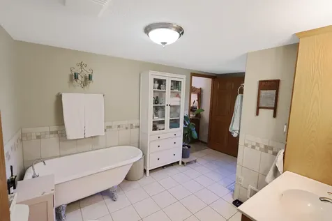 729 8th Street NE Little Falls MN 56345