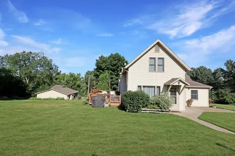 729 8th Street NE Little Falls MN 56345