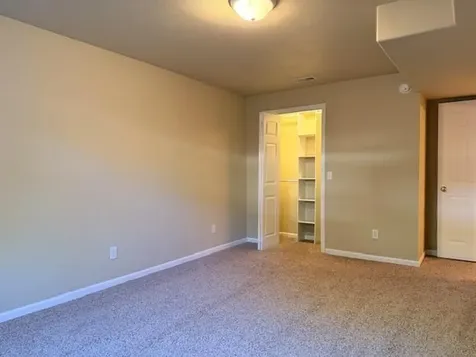 521 11 Street Heron Lake MN 56137