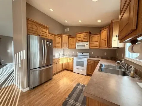 521 11 Street Heron Lake MN 56137