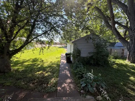 110 Poplar Lane S Hinckley MN 55037