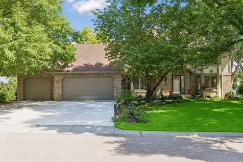 14462 64th Avenue N Maple Grove MN 55311