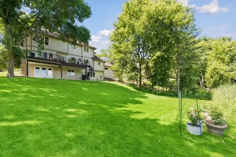 14462 64th Avenue N Maple Grove MN 55311