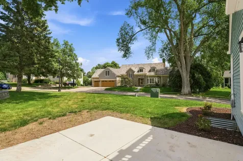 4920 Sunnyside Road Edina MN 55424