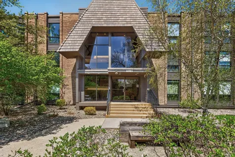 6085 Lincoln Drive Edina MN 55436