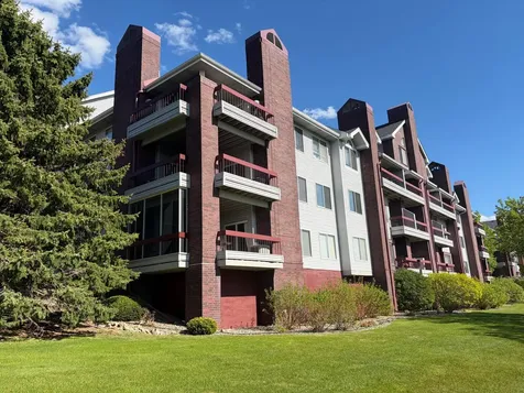 7440 Edinborough Way Edina MN 55435