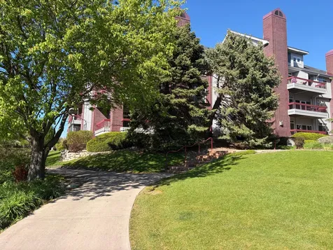 7440 Edinborough Way Edina MN 55435