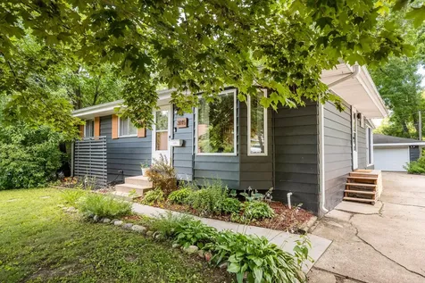3145 Grimes Avenue N Robbinsdale MN 55422