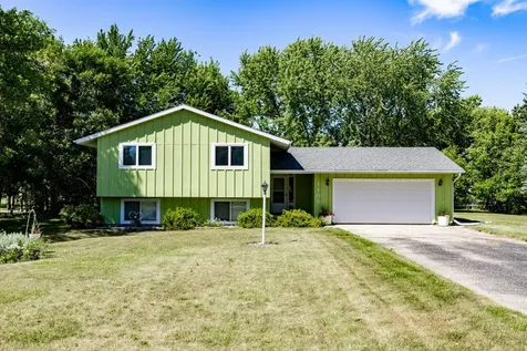 1108 62nd Avenue N Moorhead MN 56560