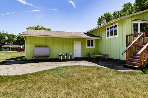 1108 62nd Avenue N Moorhead MN 56560