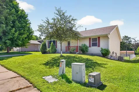 3704 Strathmore Lane SE Rochester MN 55904
