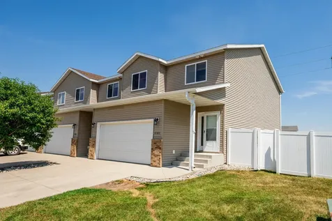 4280 Estate Drive S Fargo ND 58104