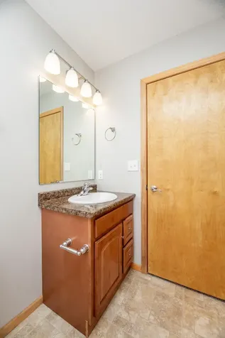 4280 Estate Drive S Fargo ND 58104