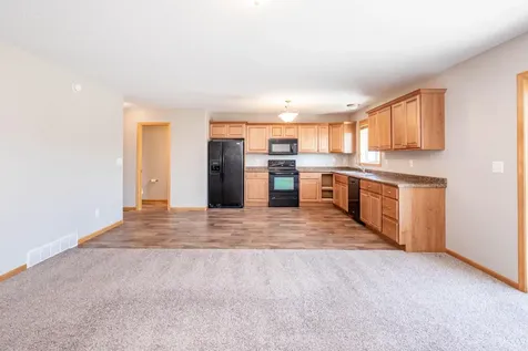 4280 Estate Drive S Fargo ND 58104