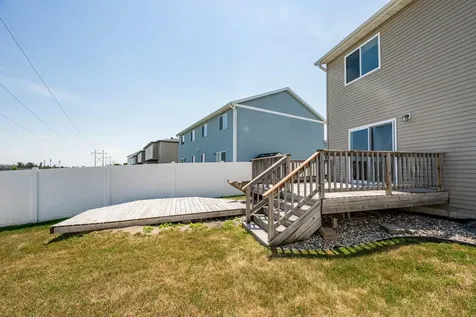4280 Estate Drive S Fargo ND 58104