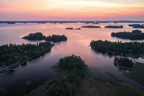 1922 Vellieux Island International Falls MN 56649