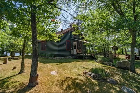 1922 Vellieux Island International Falls MN 56649