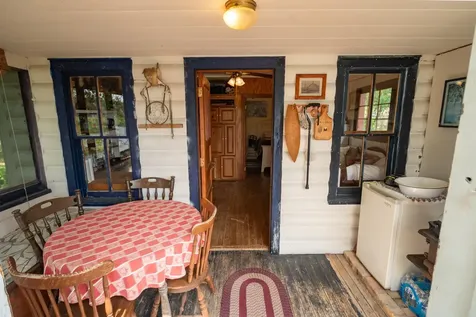 1922 Vellieux Island International Falls MN 56649