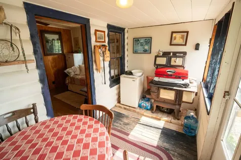 1922 Vellieux Island International Falls MN 56649