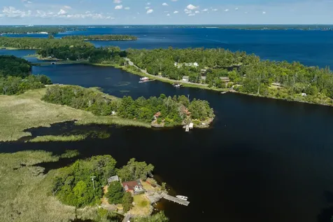 1922 Vellieux Island International Falls MN 56649
