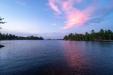 1922 Vellieux Island International Falls MN 56649