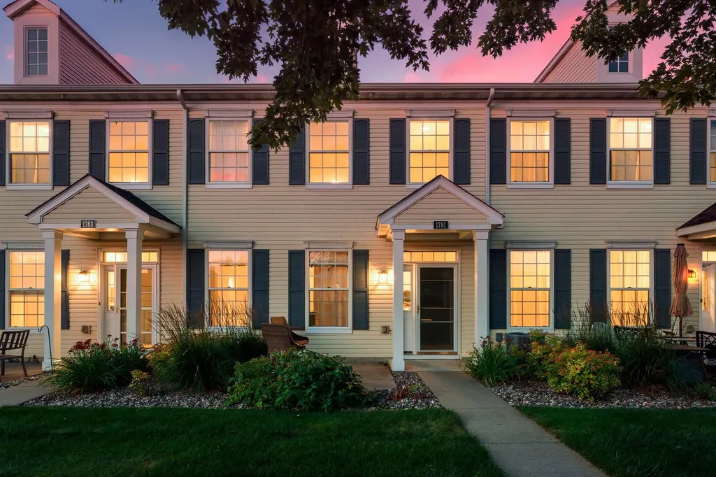 1781 Colonial Street Shakopee MN 55379