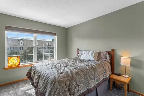 1781 Colonial Street Shakopee MN 55379