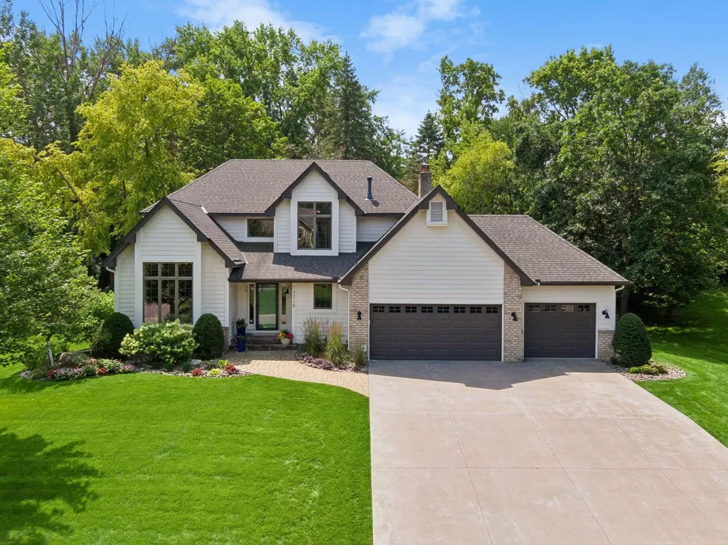 13215 35th Avenue N Plymouth MN 55441