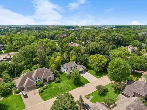 13215 35th Avenue N Plymouth MN 55441