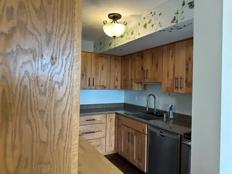 6500 Woodlake Drive Richfield MN 55423